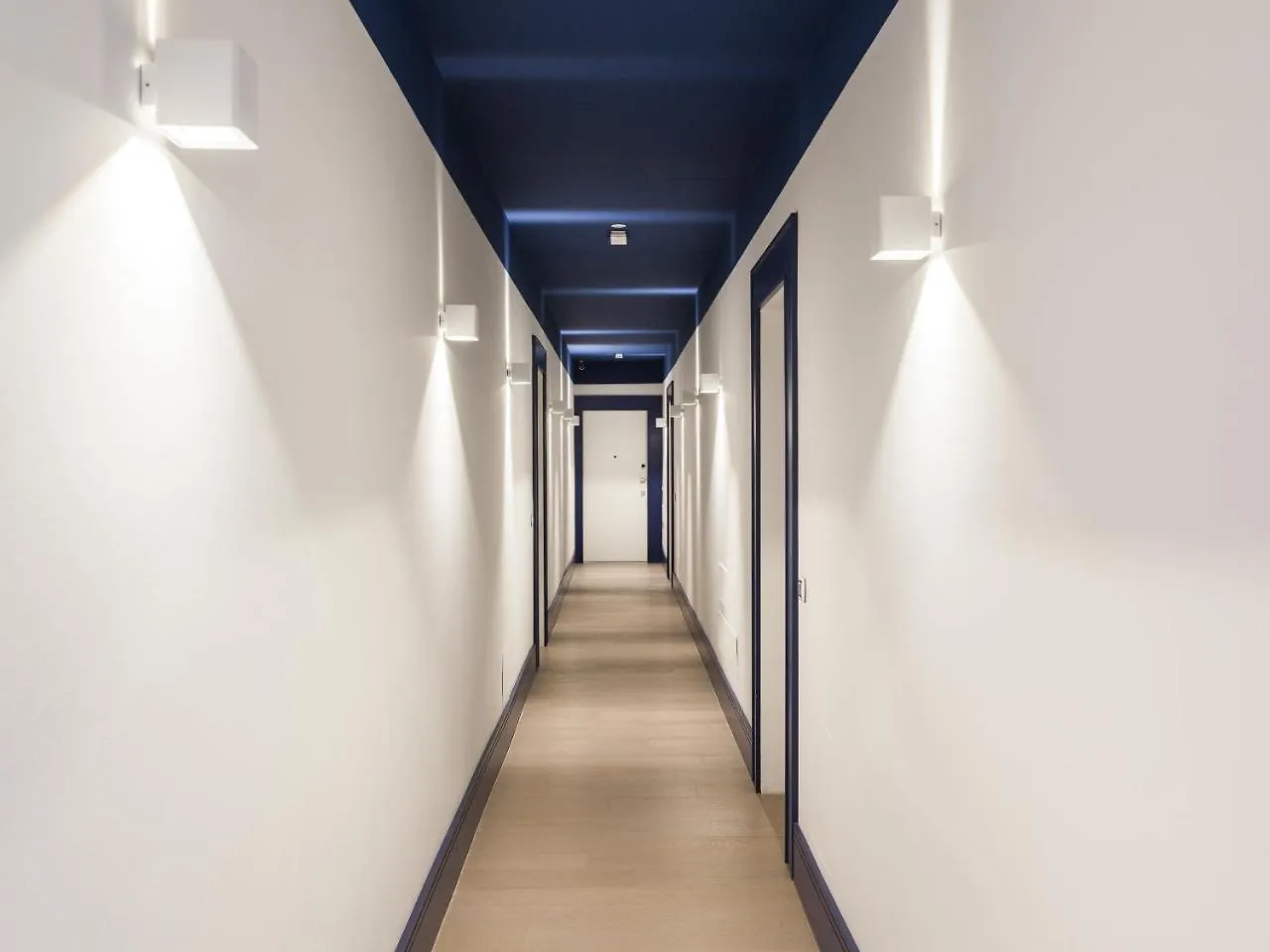 Easyhomes-Duomo Suites & Apartments Milán