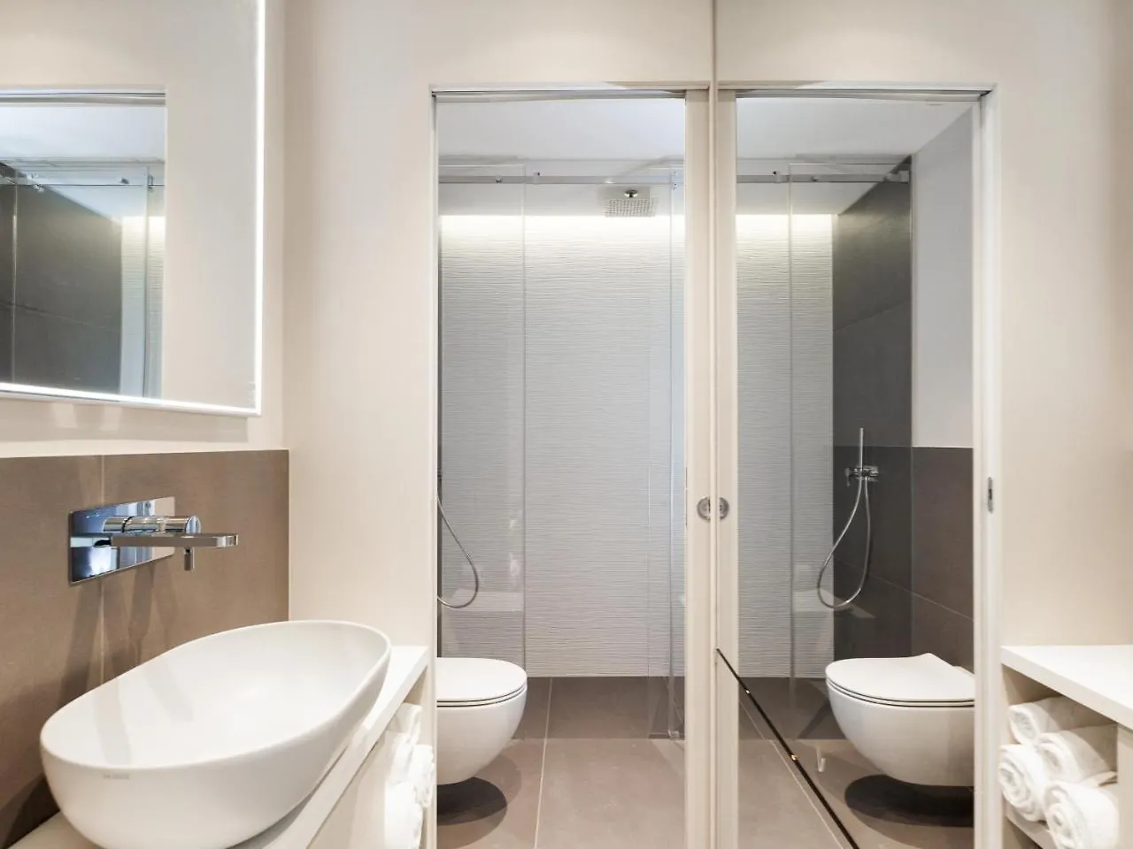 Easyhomes-Duomo Suites & Apartments Milán Itálie