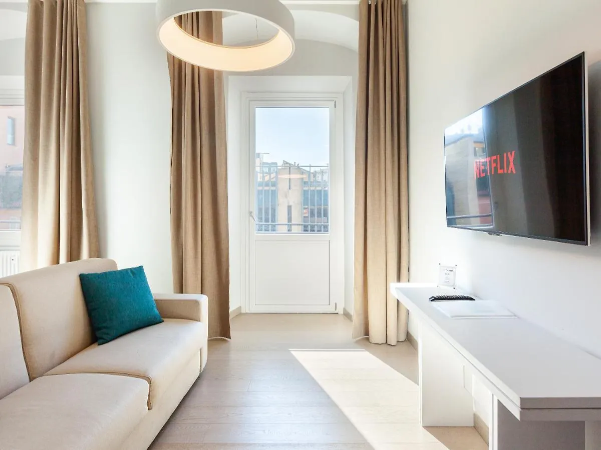 Easyhomes-Duomo Suites & Apartments Milán